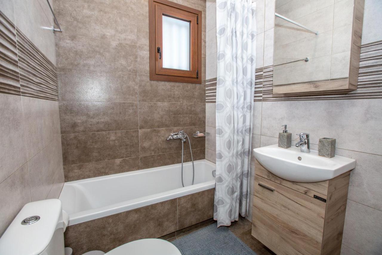 Modern Lake View Apartment Ιωάννινα Εξωτερικό φωτογραφία