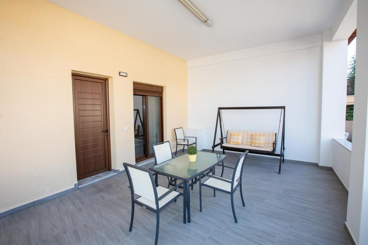 Modern Lake View Apartment Ιωάννινα Εξωτερικό φωτογραφία